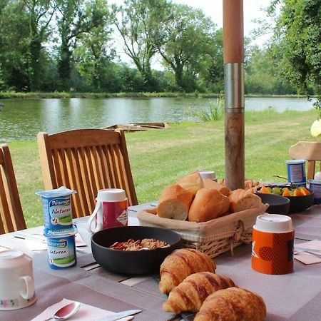 Les Rues-des-Vignes La Chaumiere Du Tordoir Bed & Breakfast エクステリア 写真